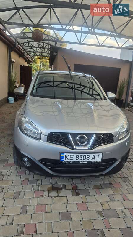 Позашляховик / Кросовер Nissan Qashqai 2010 в Дніпрі