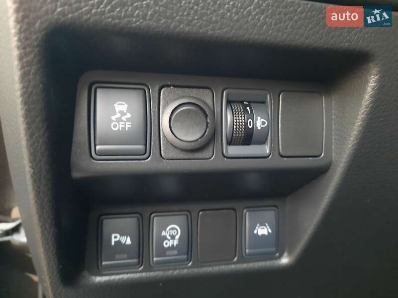 Позашляховик / Кросовер Nissan Qashqai 2015 в Полтаві фото 53 Позашляховик / Кросовер Nissan Qashqai 2015 в Полтаві