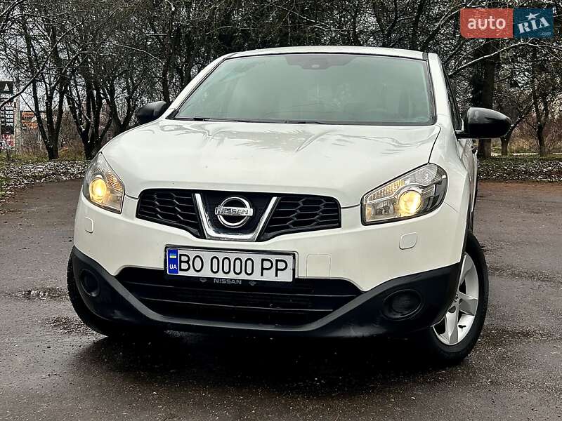 Позашляховик / Кросовер Nissan Qashqai 2013 в Тернополі