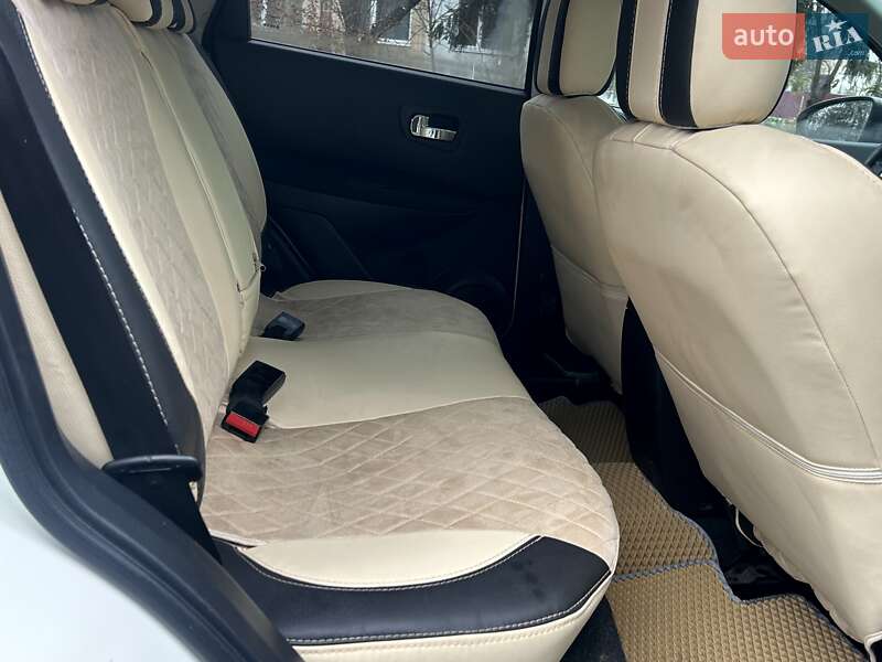 Внедорожник / Кроссовер Nissan Qashqai 2013 в Тернополе