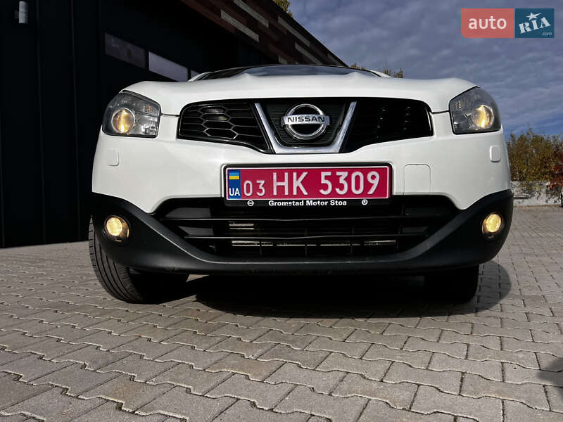 Внедорожник / Кроссовер Nissan Qashqai 2013 в Нововолынске