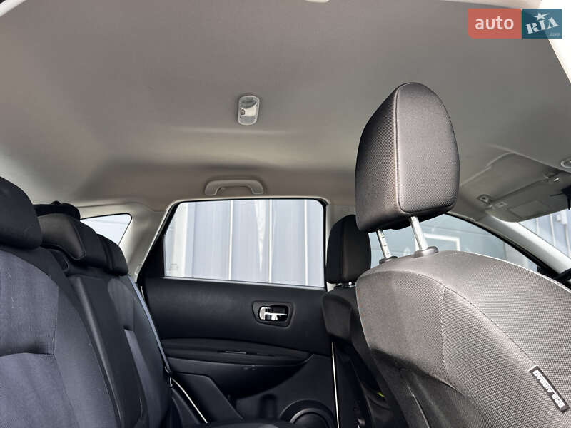 Внедорожник / Кроссовер Nissan Qashqai 2013 в Нововолынске