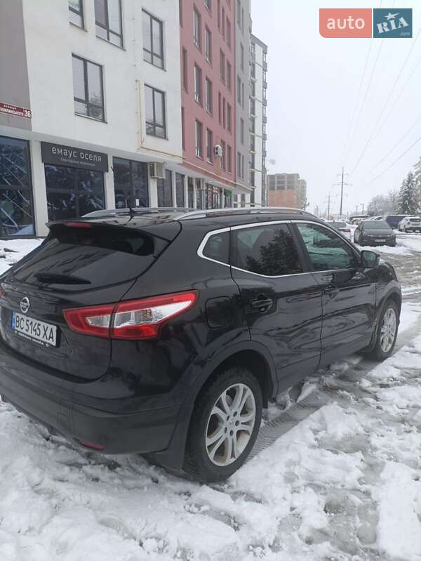 Внедорожник / Кроссовер Nissan Qashqai 2015 в Львове