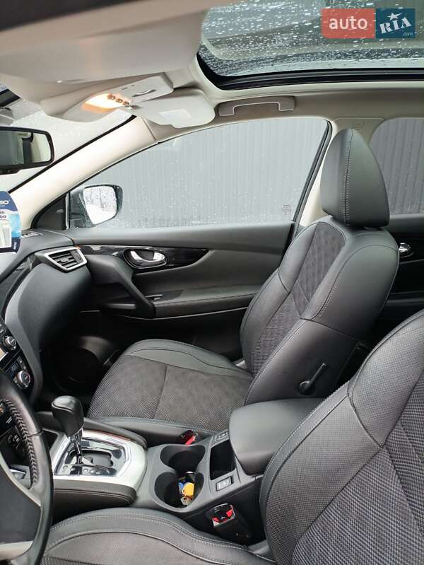 Внедорожник / Кроссовер Nissan Qashqai 2015 в Львове