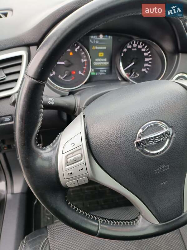 Внедорожник / Кроссовер Nissan Qashqai 2015 в Львове