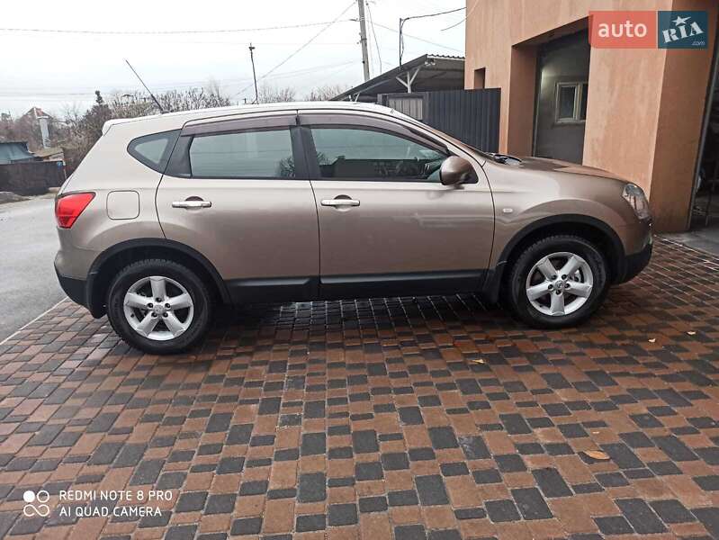 Позашляховик / Кросовер Nissan Qashqai 2008 в Магдалинівці