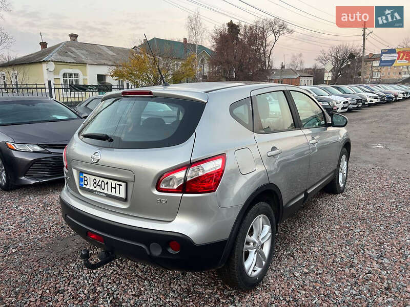 Внедорожник / Кроссовер Nissan Qashqai 2011 в Полтаве