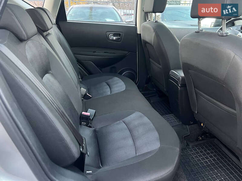 Внедорожник / Кроссовер Nissan Qashqai 2011 в Полтаве