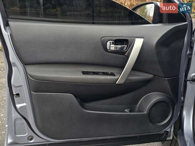 Внедорожник / Кроссовер Nissan Qashqai 2010 в Хмельницком