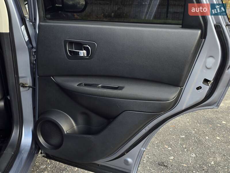 Внедорожник / Кроссовер Nissan Qashqai 2010 в Хмельницком