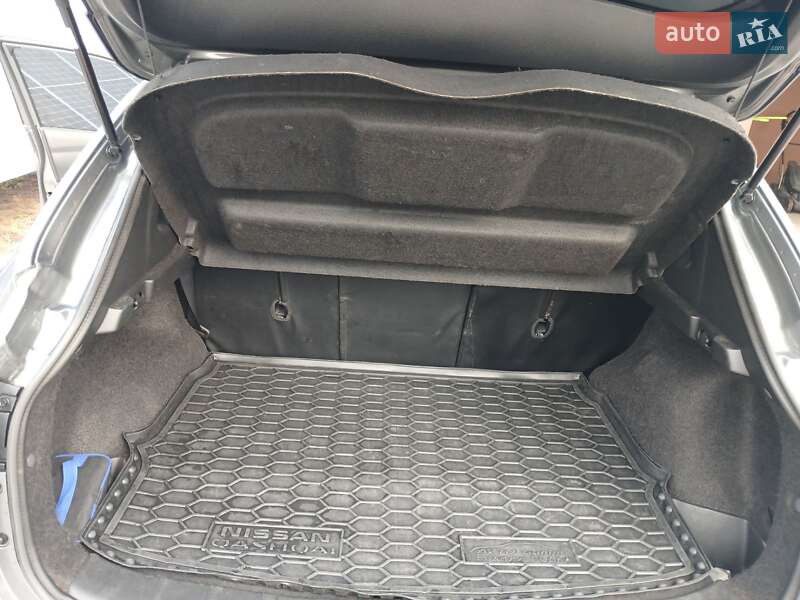 Позашляховик / Кросовер Nissan Qashqai 2019 в Світловодську