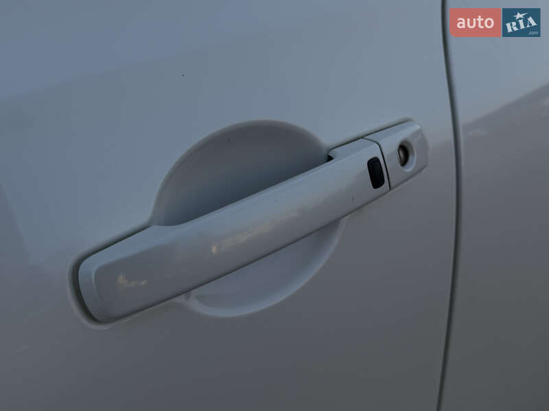 Внедорожник / Кроссовер Nissan Qashqai 2013 в Луцке