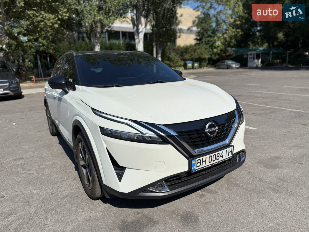 Нова машина ! В захисній плівці ! На гарантії ! На каско ! Весь пакет документів з першого дня ! Купувалася в 24 році