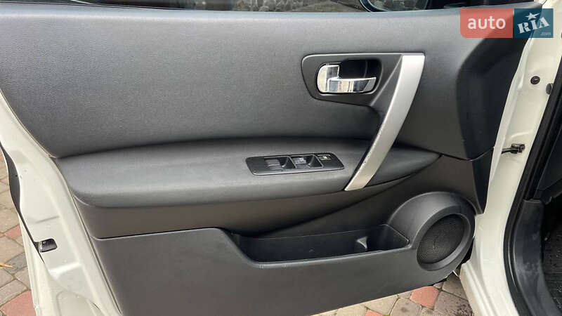 Позашляховик / Кросовер Nissan Qashqai 2010 в Хмельницькому фото 15 Позашляховик / Кросовер Nissan Qashqai 2010 в Хмельницькому
