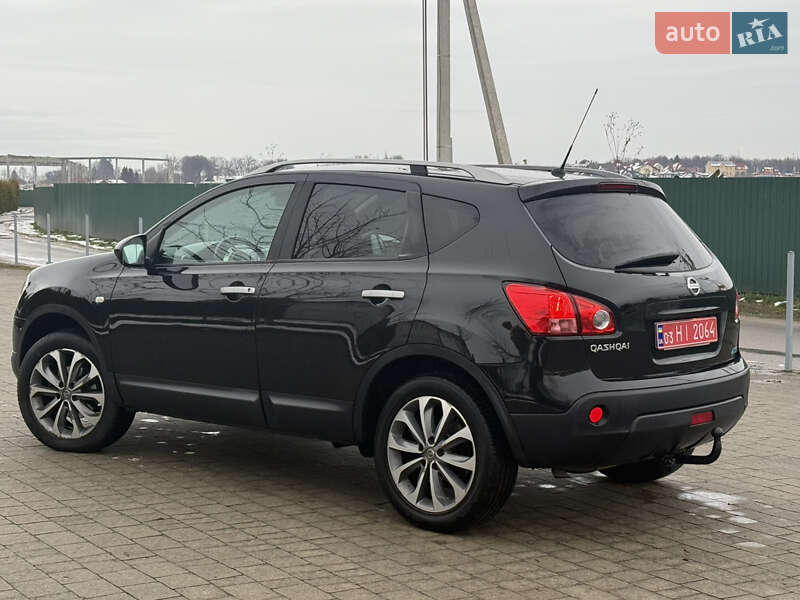 Позашляховик / Кросовер Nissan Qashqai 2009 в Львові