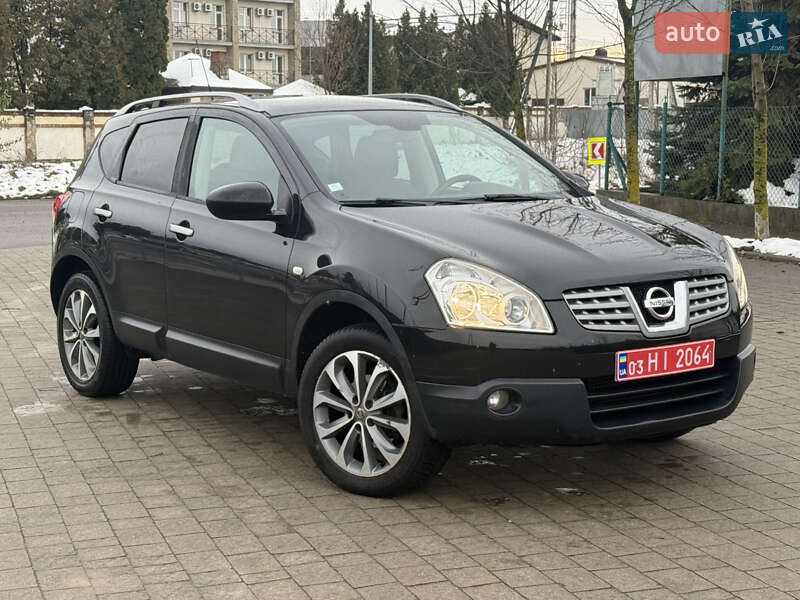 Позашляховик / Кросовер Nissan Qashqai 2009 в Львові