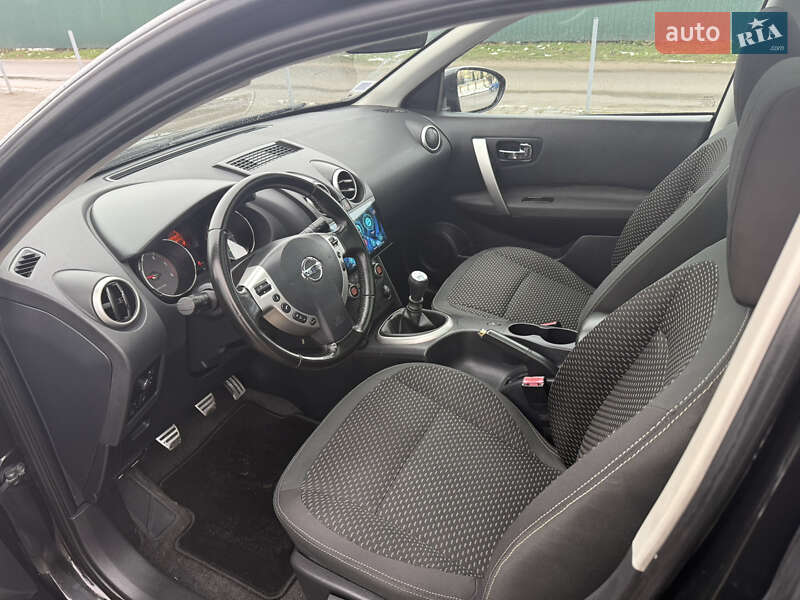 Позашляховик / Кросовер Nissan Qashqai 2009 в Львові