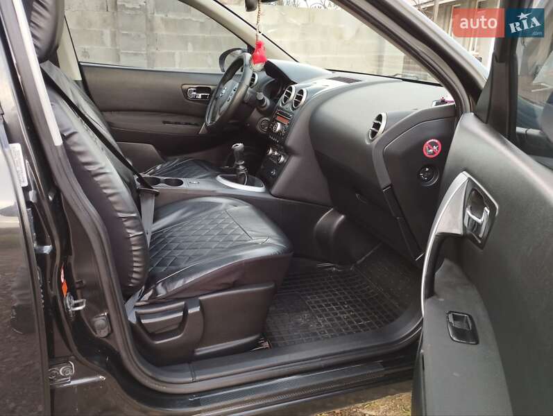 Позашляховик / Кросовер Nissan Qashqai 2008 в Білки