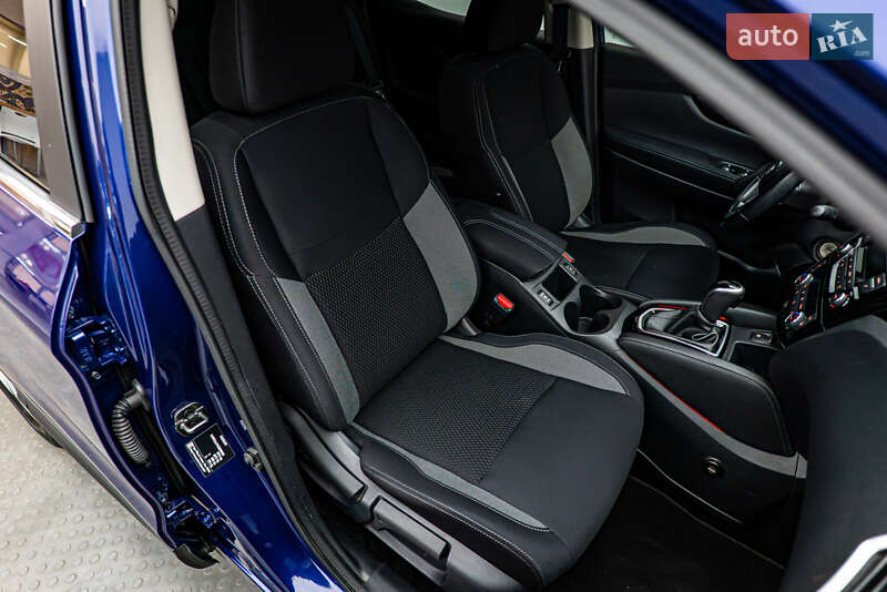 Внедорожник / Кроссовер Nissan Qashqai 2020 в Киеве