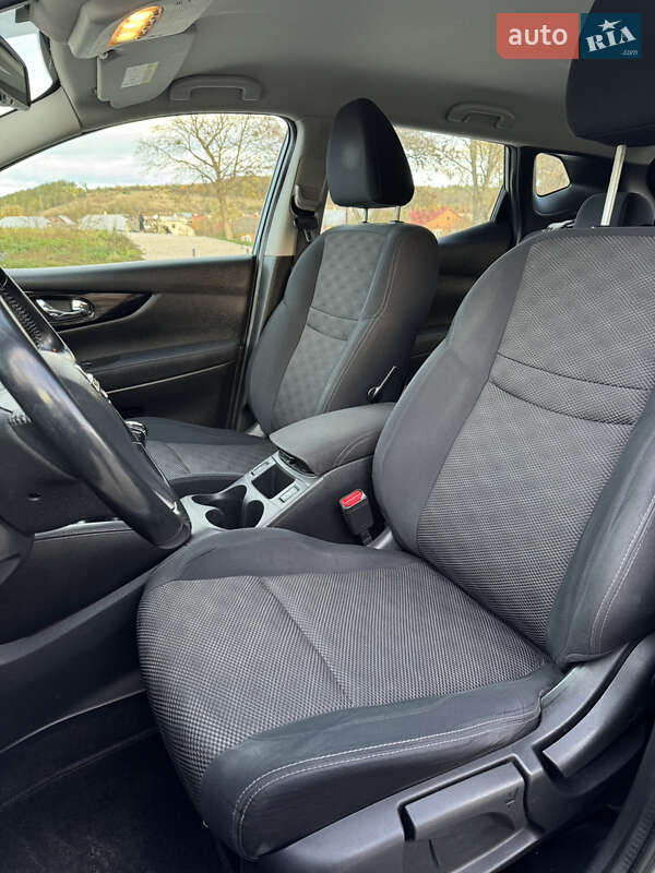 Внедорожник / Кроссовер Nissan Qashqai 2015 в Бережанах