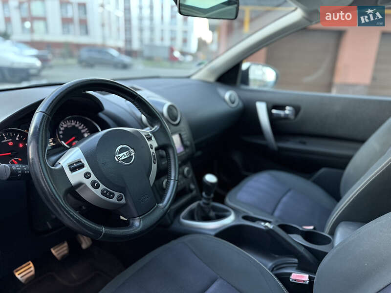 Внедорожник / Кроссовер Nissan Qashqai 2012 в Ивано-Франковске