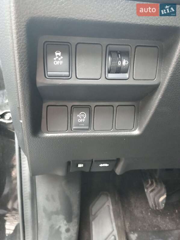 Внедорожник / Кроссовер Nissan Qashqai 2014 в Пятихатках