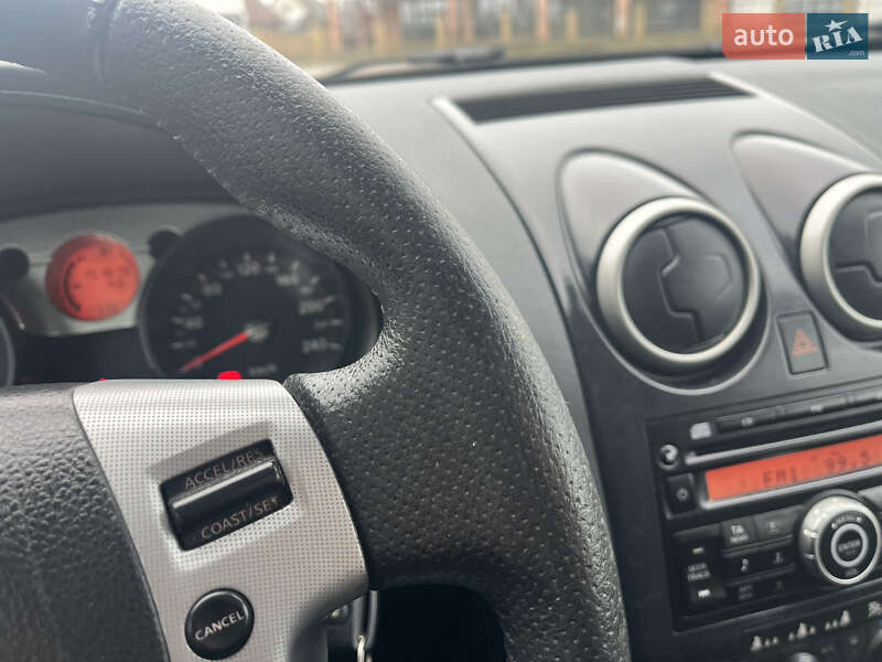 Внедорожник / Кроссовер Nissan Qashqai 2008 в Сарнах