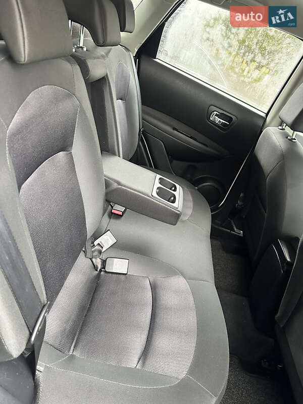 Внедорожник / Кроссовер Nissan Qashqai 2012 в Луцке