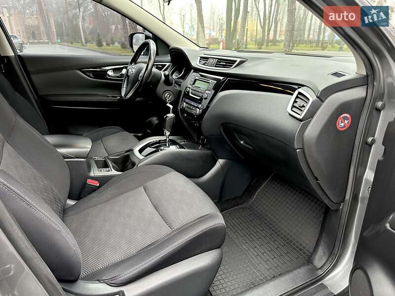 Внедорожник / Кроссовер Nissan Qashqai 2017 в Харькове