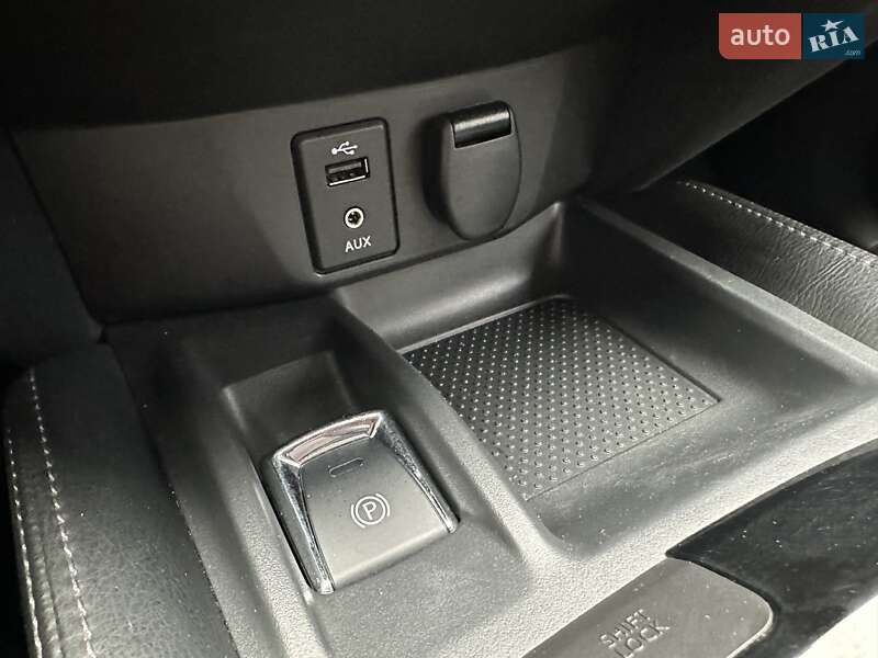 Внедорожник / Кроссовер Nissan Qashqai 2017 в Харькове