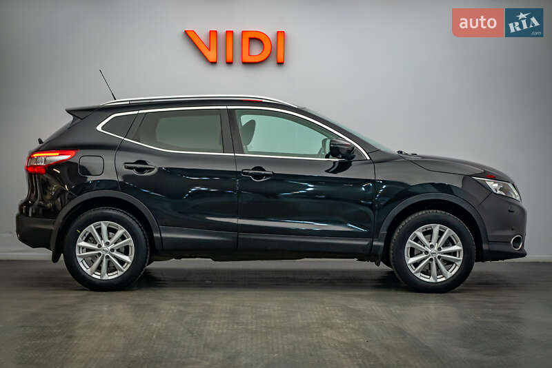 Внедорожник / Кроссовер Nissan Qashqai 2017 в Киеве