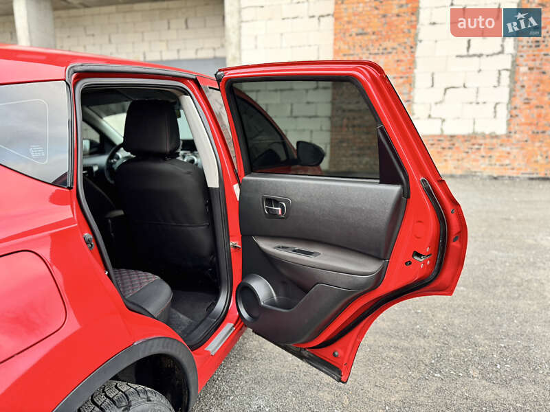 Внедорожник / Кроссовер Nissan Qashqai 2008 в Хмельницком