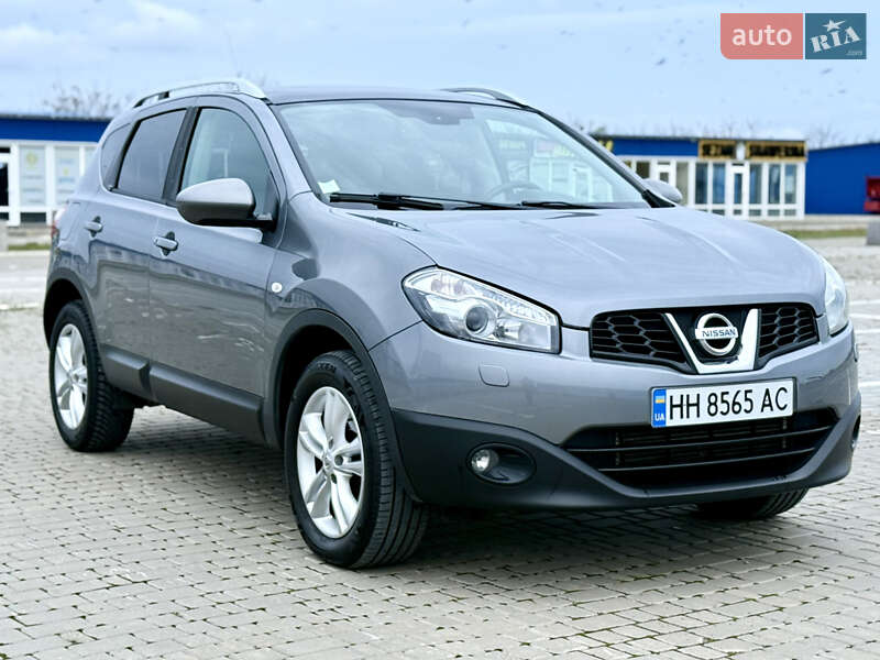 Позашляховик / Кросовер Nissan Qashqai 2013 в Одесі