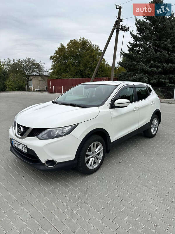 Позашляховик / Кросовер Nissan Qashqai 2015 в Бершаді