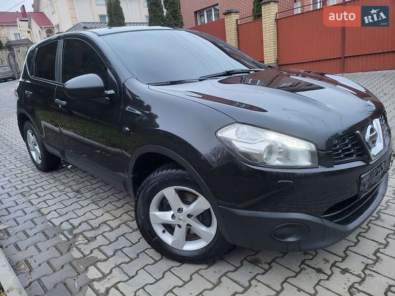 Внедорожник / Кроссовер Nissan Qashqai 2011 в Хмельницком