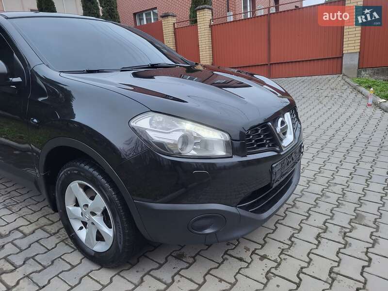 Внедорожник / Кроссовер Nissan Qashqai 2011 в Хмельницком
