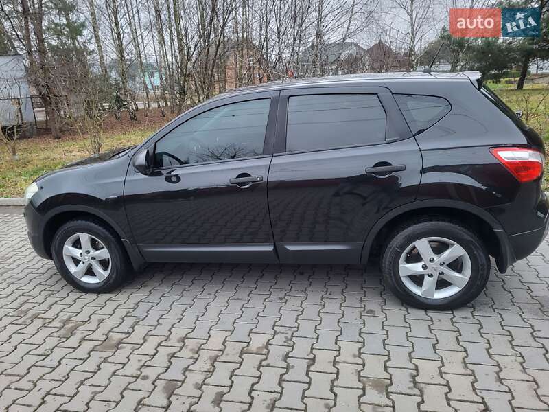 Внедорожник / Кроссовер Nissan Qashqai 2011 в Хмельницком
