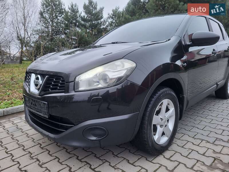 Внедорожник / Кроссовер Nissan Qashqai 2011 в Хмельницком
