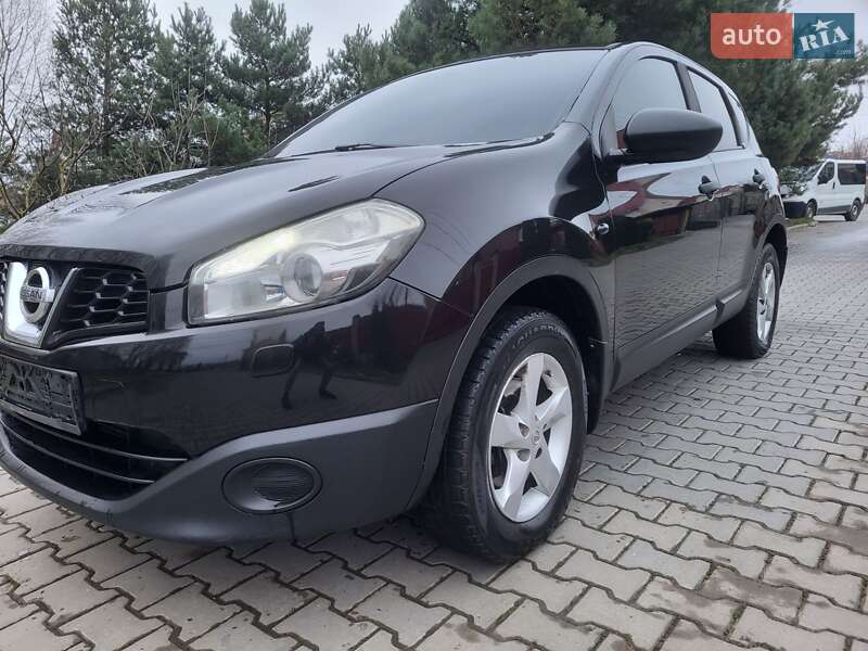Внедорожник / Кроссовер Nissan Qashqai 2011 в Хмельницком