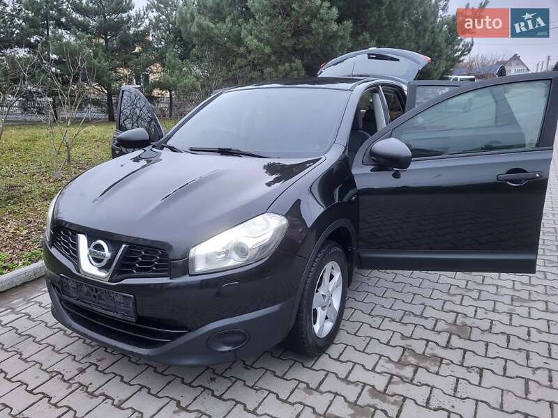 Внедорожник / Кроссовер Nissan Qashqai 2011 в Хмельницком