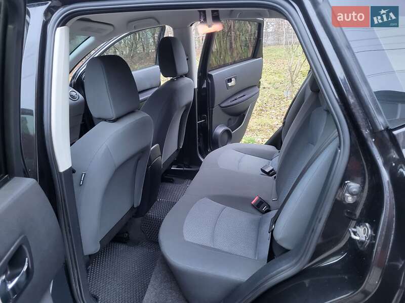 Внедорожник / Кроссовер Nissan Qashqai 2011 в Хмельницком