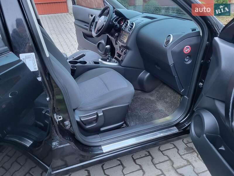 Внедорожник / Кроссовер Nissan Qashqai 2011 в Хмельницком