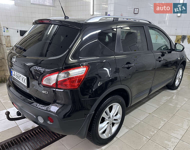 Внедорожник / Кроссовер Nissan Qashqai 2010 в Умани