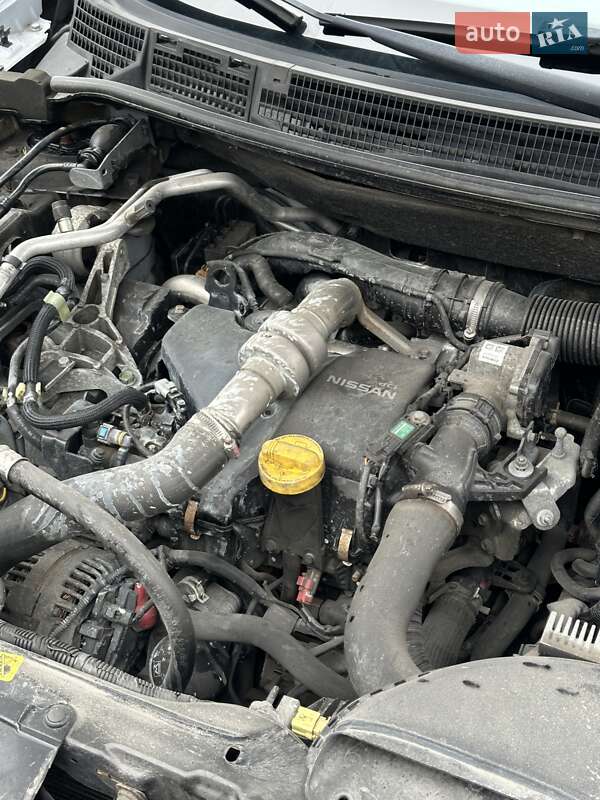 Позашляховик / Кросовер Nissan Qashqai 2011 в Сумах