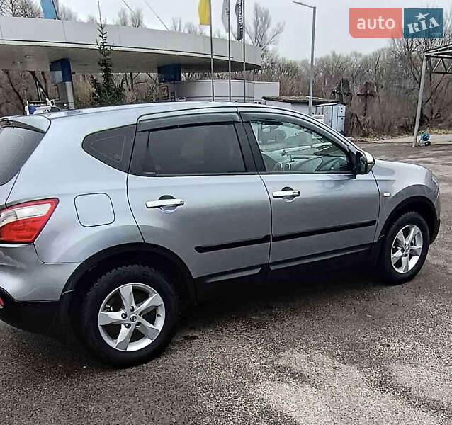 Внедорожник / Кроссовер Nissan Qashqai 2013 в Чернигове