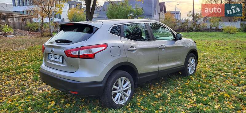 Внедорожник / Кроссовер Nissan Qashqai 2014 в Черкассах