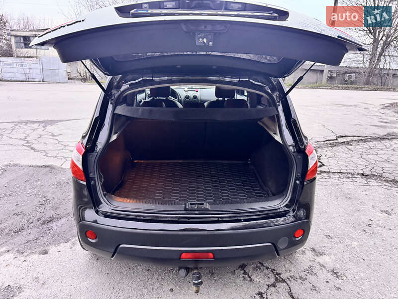 Внедорожник / Кроссовер Nissan Qashqai 2012 в Хмельницком