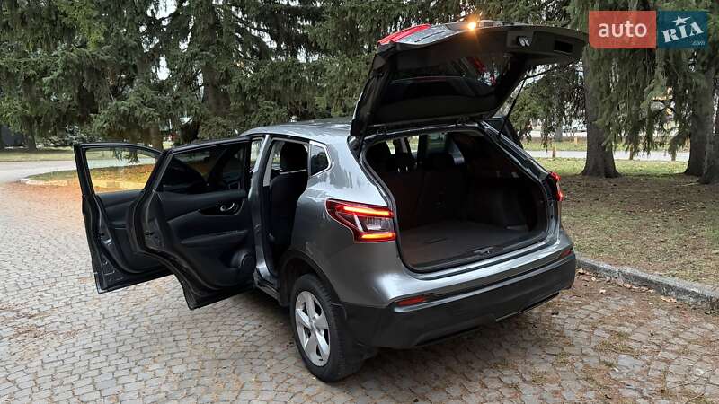 Внедорожник / Кроссовер Nissan Qashqai 2019 в Киеве