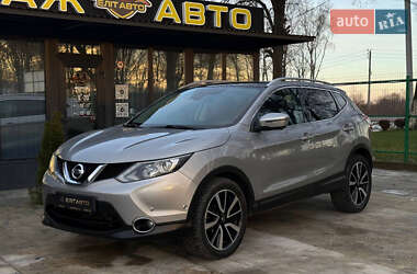 Внедорожник / Кроссовер Nissan Qashqai 2017 в Ивано-Франковске
