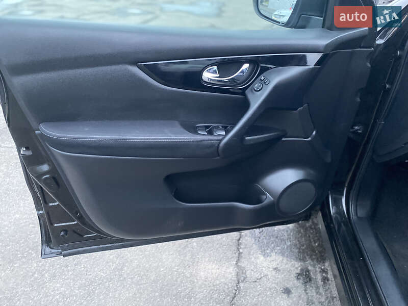 Позашляховик / Кросовер Nissan Qashqai 2014 в Новоархангельську фото 10 Позашляховик / Кросовер Nissan Qashqai 2014 в Новоархангельську